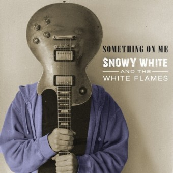Snowy White - Something On Me - CD
